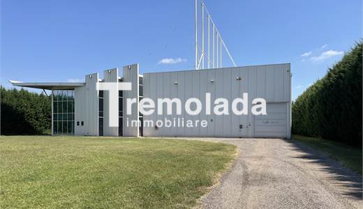 cobertizo en venta la Stienta